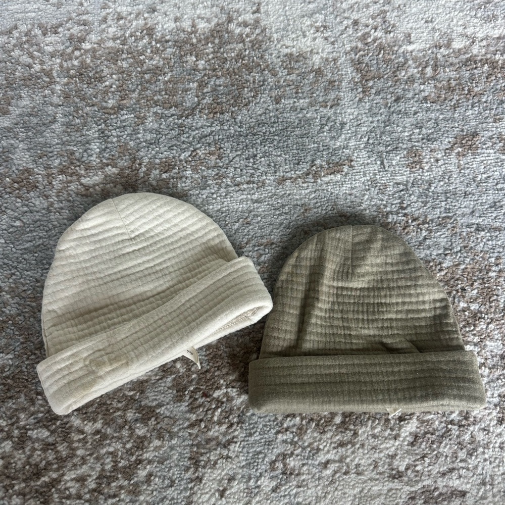 Quincy Mae  Beanie Set - Cream and Olive Green